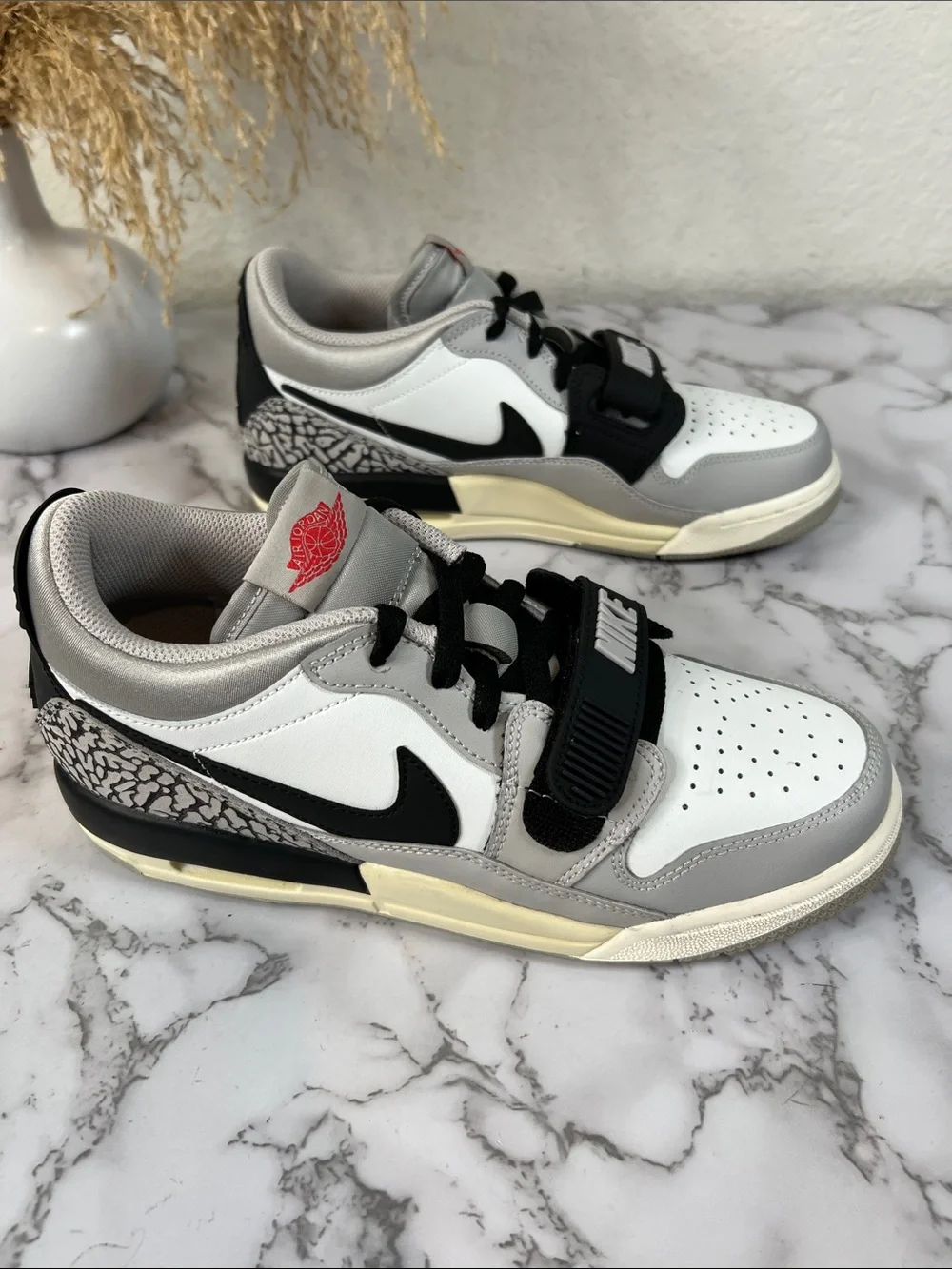Jordan Legacy 312 Low Sizes 8.5 Women’s /7 Youth